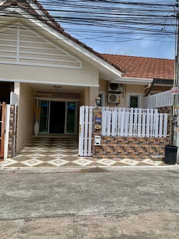 ทาวน์เฮ้าส์