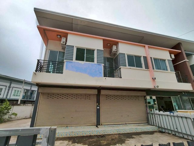 อาคารพาณิชย์