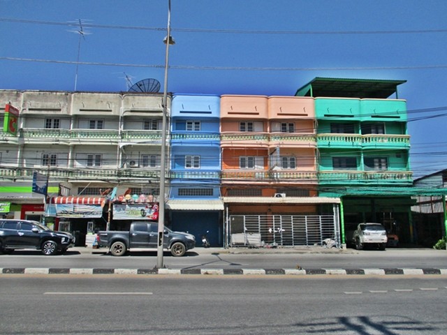 อาคารพาณิชย์