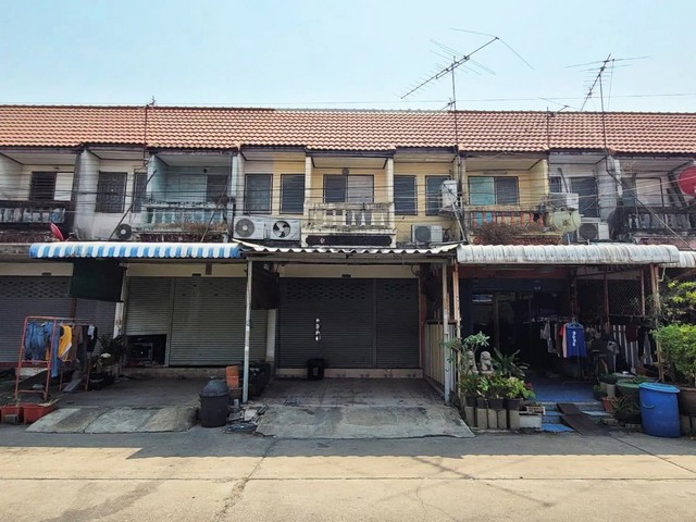 ทาวน์เฮ้าส์