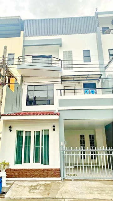 ทาวน์เฮ้าส์