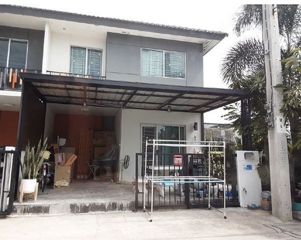 ทาวน์เฮ้าส์