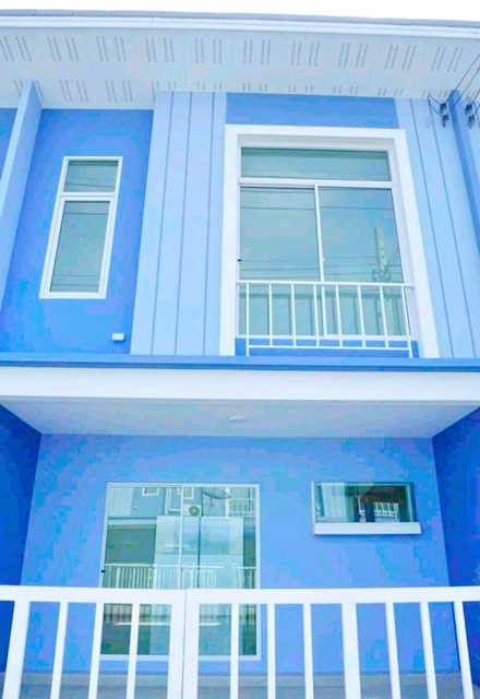 ทาวน์เฮ้าส์