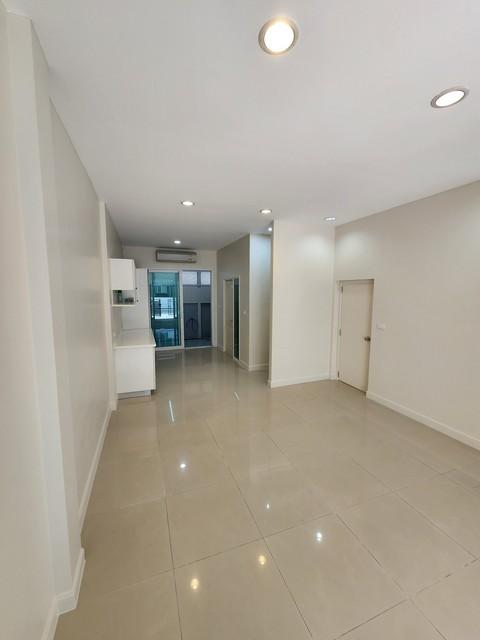 ทาวน์เฮ้าส์