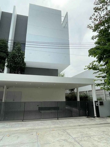 ทาวน์เฮ้าส์